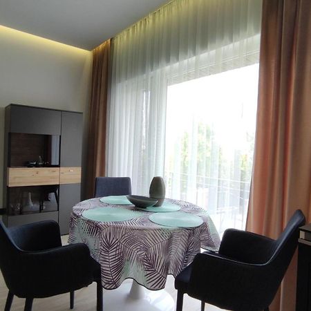 New J&R Apartment Near Girstutis, Free Private Parking & Self Check-In Kaunas Luaran gambar