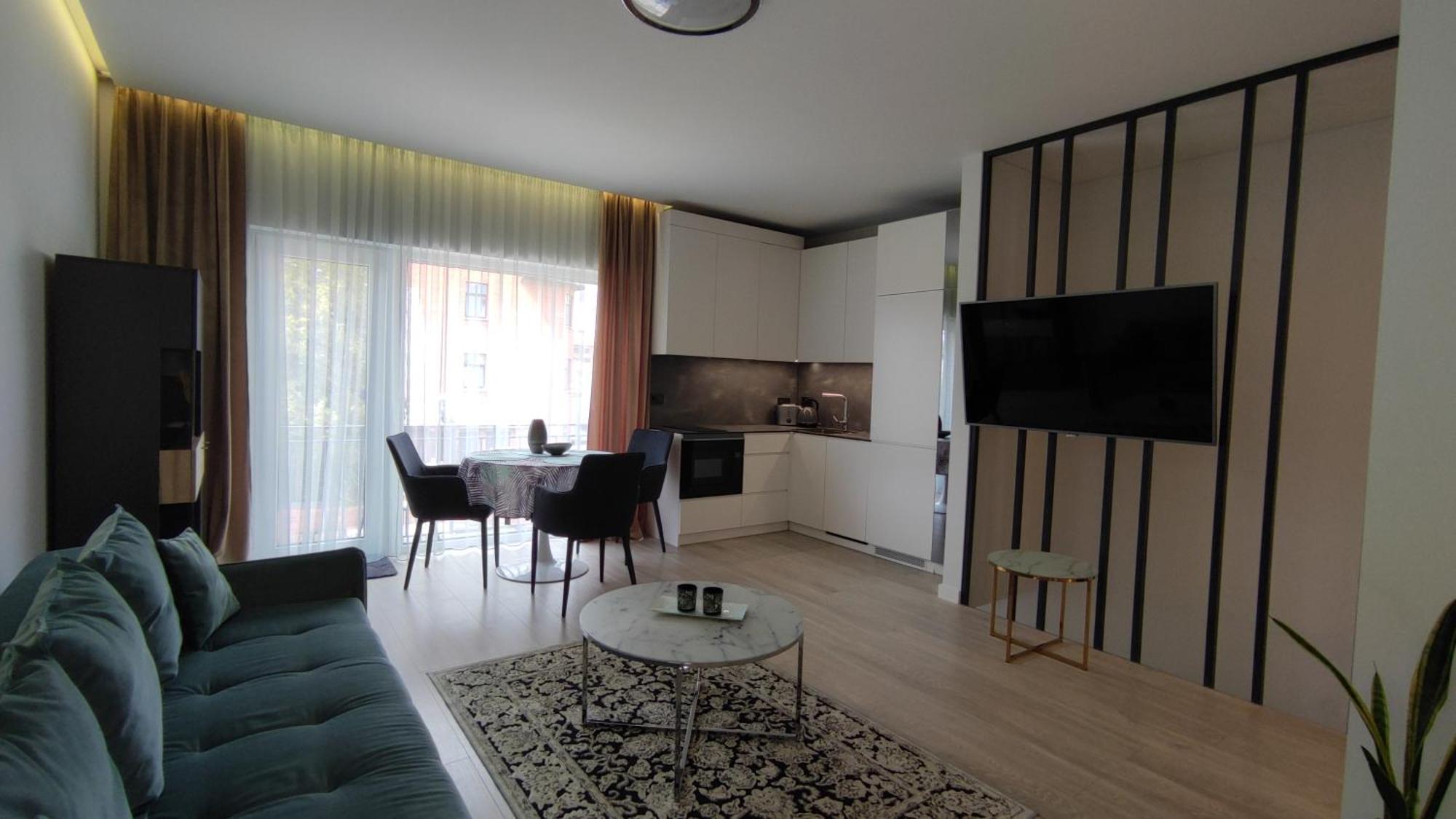 New J&R Apartment Near Girstutis, Free Private Parking & Self Check-In Kaunas Luaran gambar