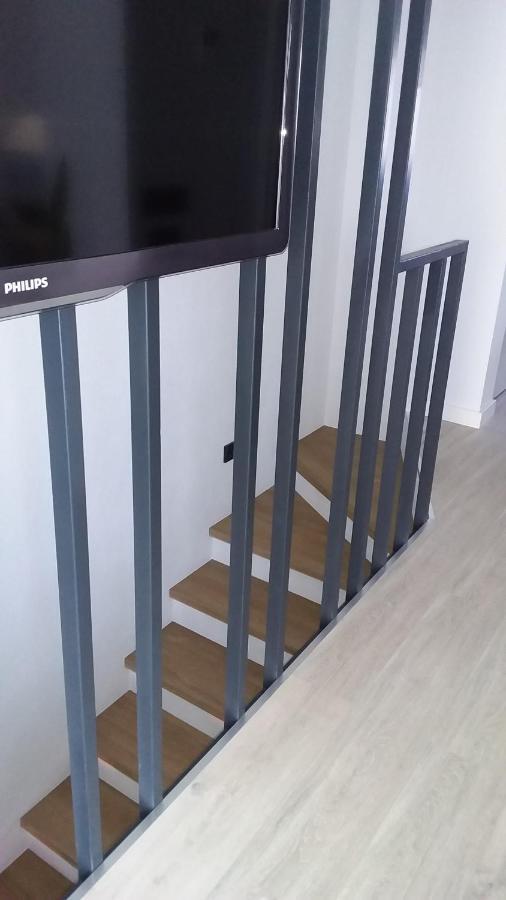 New J&R Apartment Near Girstutis, Free Private Parking & Self Check-In Kaunas Luaran gambar