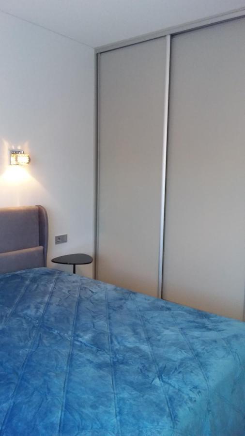 New J&R Apartment Near Girstutis, Free Private Parking & Self Check-In Kaunas Luaran gambar